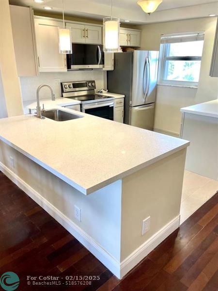 Foto principal - 1541 S Ocean Blvd