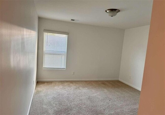 Building Photo - 1106 Lossie Ln