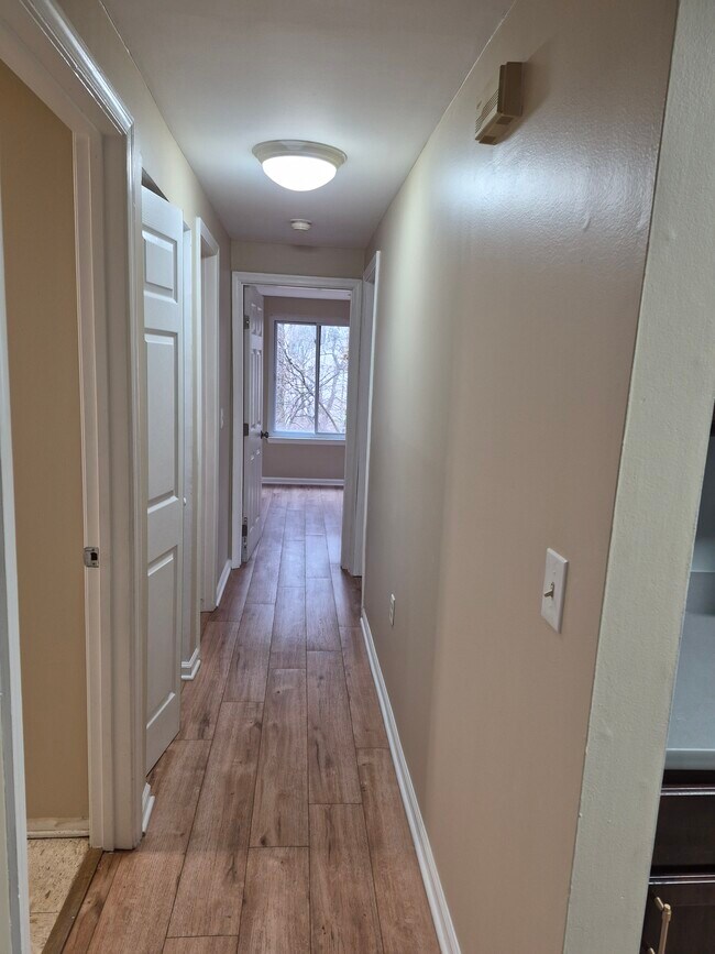 Foto del edificio - 13211 Chalet Pl