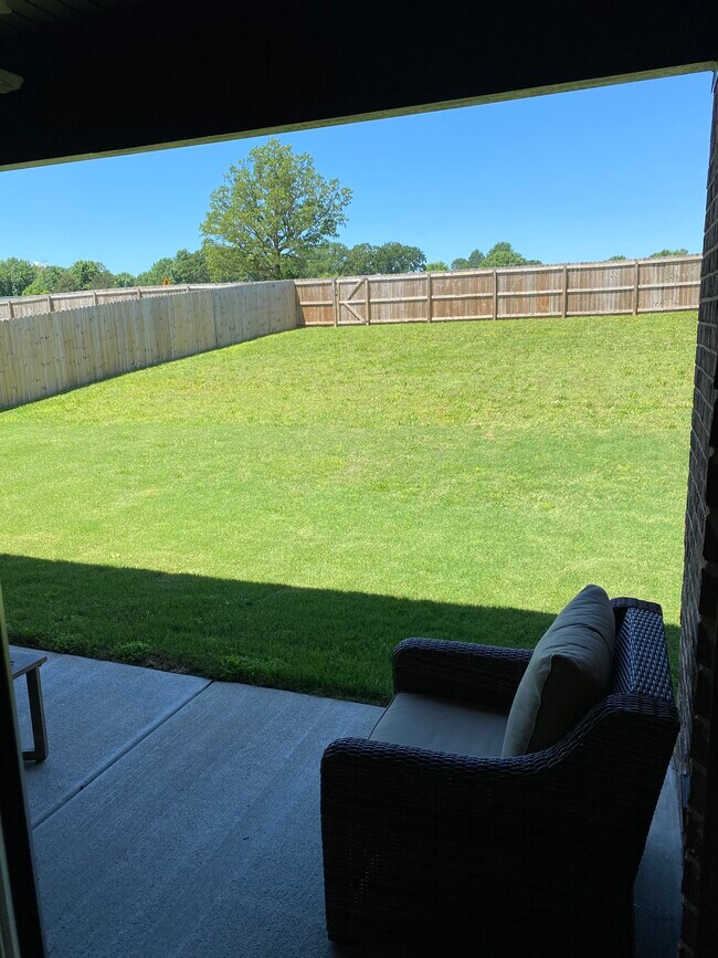 Foto del edificio - 551 Captain Stockton St