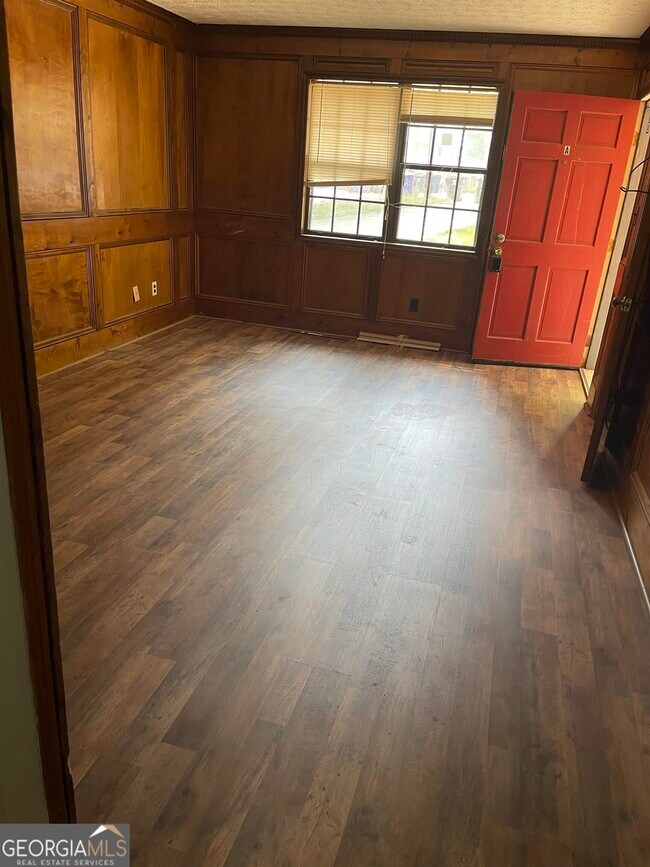 Foto del edificio - 150 Hunters Ln