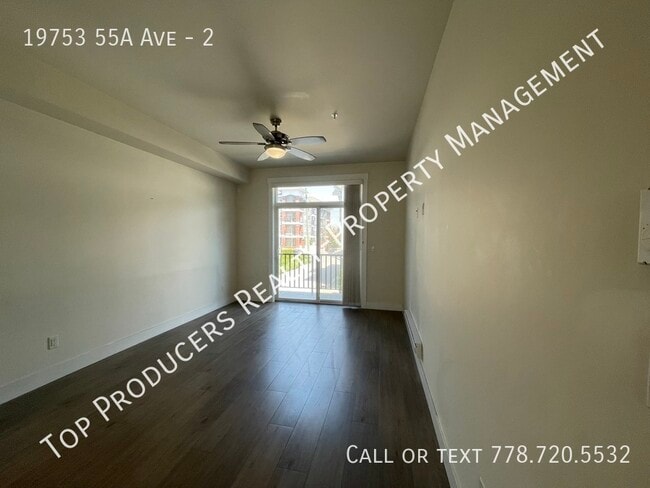 Building Photo - Beautiful 2 Bedroom Townhouse