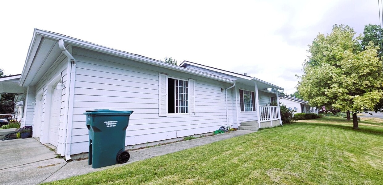 Building Photo - 229 Orchard-9231 N. Kayla Ct.