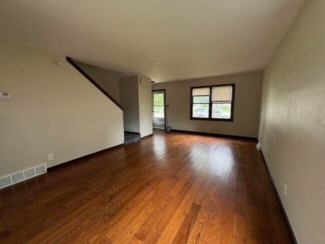 Building Photo - 6455 N 106th St