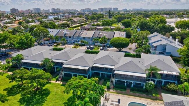 Foto del edificio - 2920 Florida Blvd