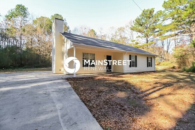 Building Photo - 3 Bedroom Pet-Friendly Home in Ellenwood, GA with Main Street Renewal