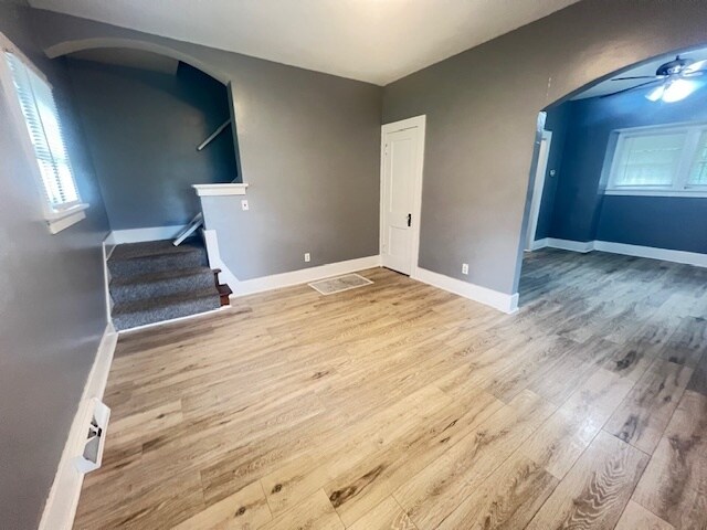 Building Photo - 709 Palmwood Ave