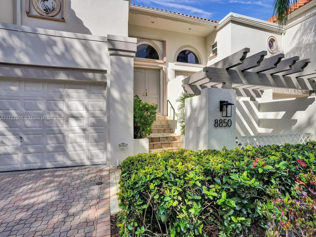 Primary Photo - 8850 SW 67th Ct