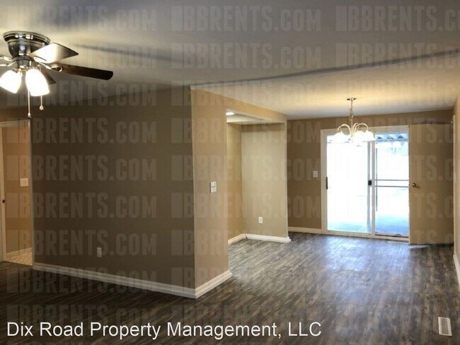 Foto del edificio - 3 br, 2 bath House - 6355 Kingsbury Drive,