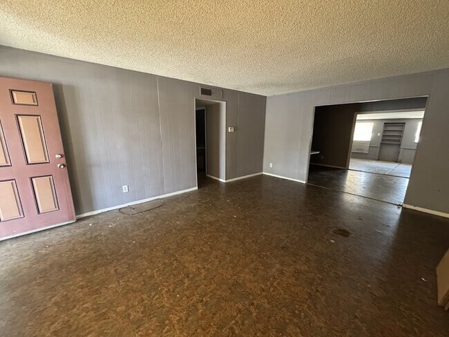Foto del edificio - 6316 W Catalina Dr