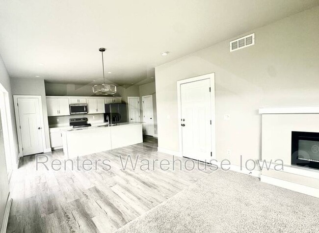 Building Photo - 2200 Ammann Dr