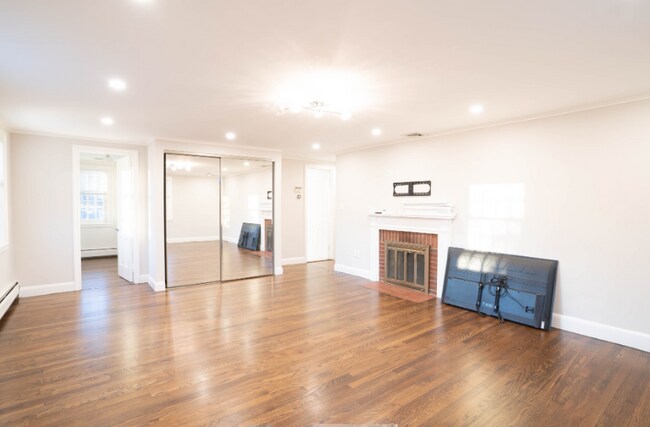 Foto del edificio - 40 Puddingstone Ln