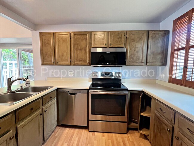 Building Photo - 3955 S Flanders Way