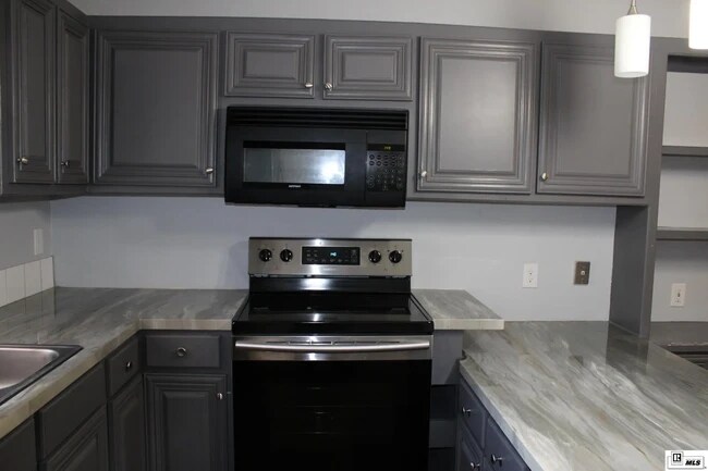 Foto del edificio - 110 Willow Branch Dr