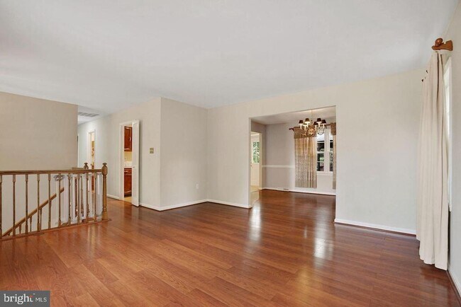 Foto del edificio - 7620 Maritime Ln