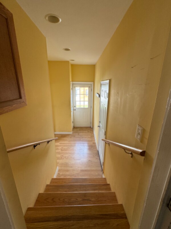 Building Photo - 105 West St