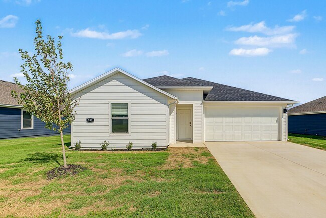 Building Photo - 581 Riggs St