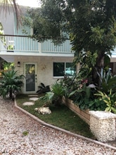 Building Photo - 167 Cocoa Dr