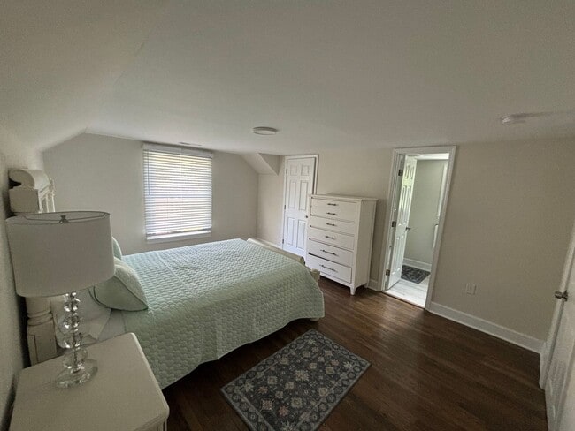 Foto del edificio - 1231 Brookwood Dr