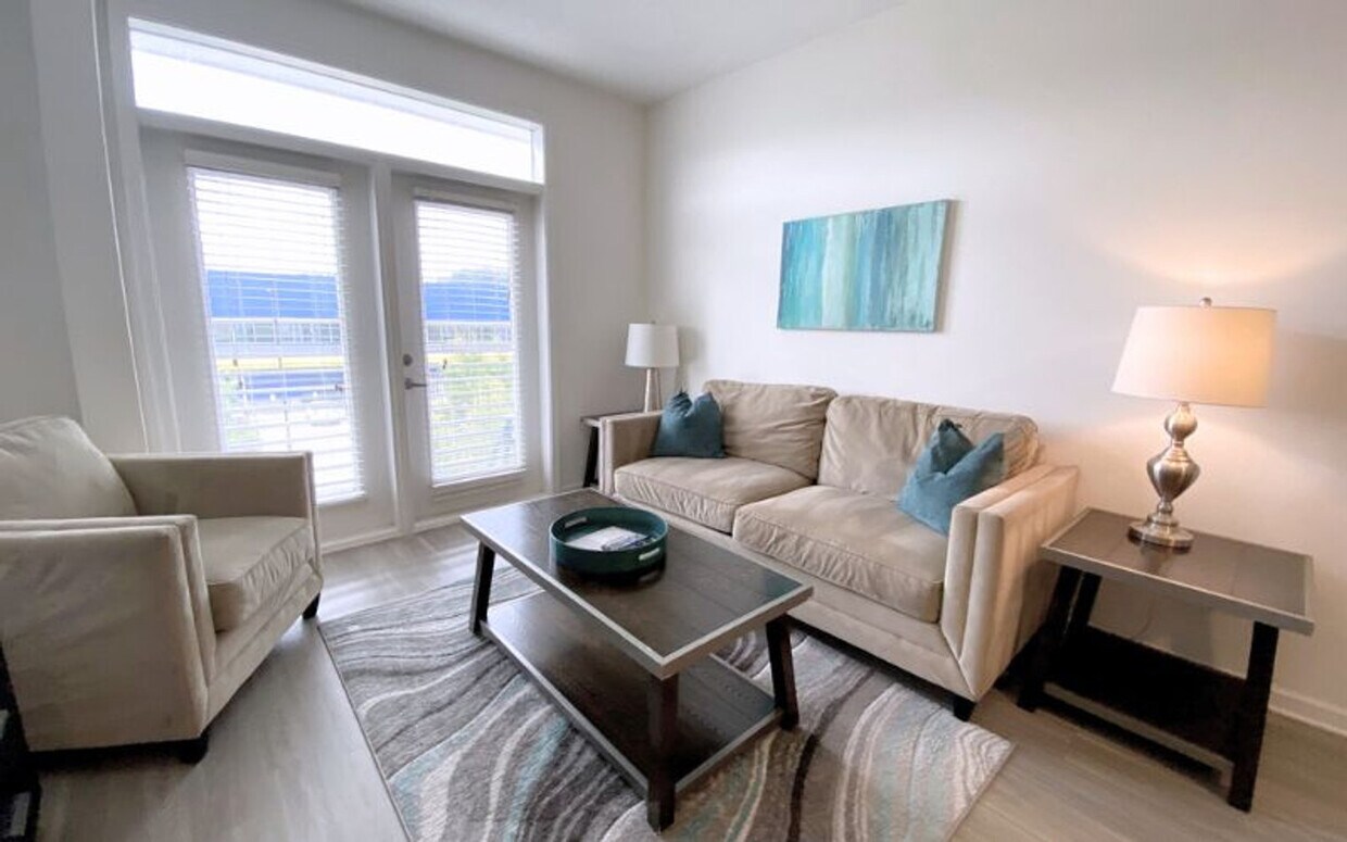 Primary Photo - 470 16th St NW