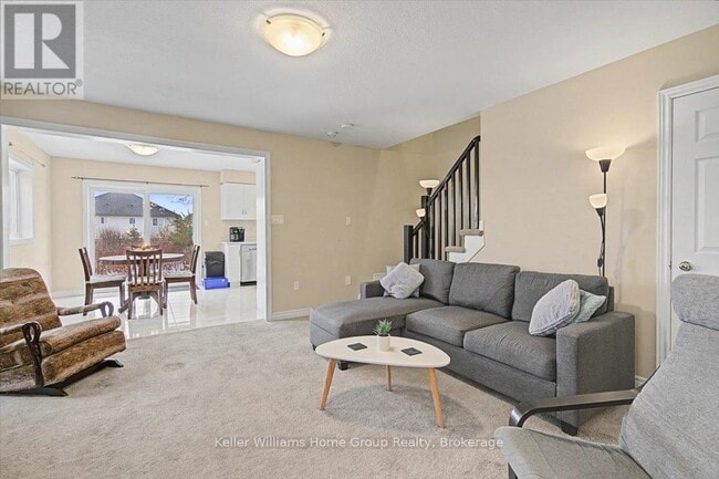 Building Photo - 18 McCann St