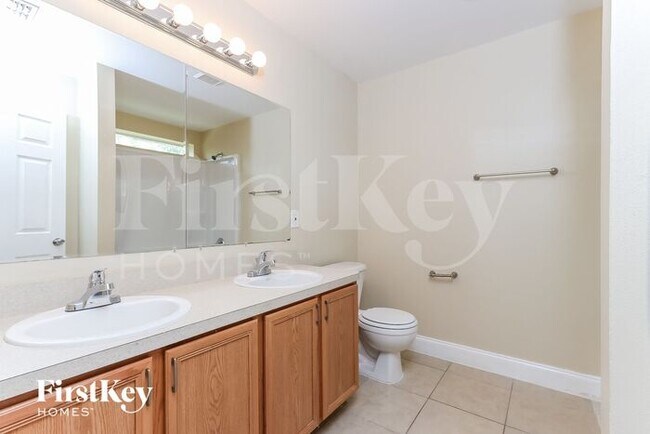 Foto del edificio - 1414 SW Apache Ave