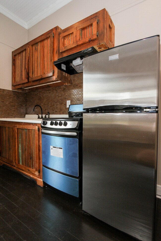 Foto del edificio - 546 Shull St