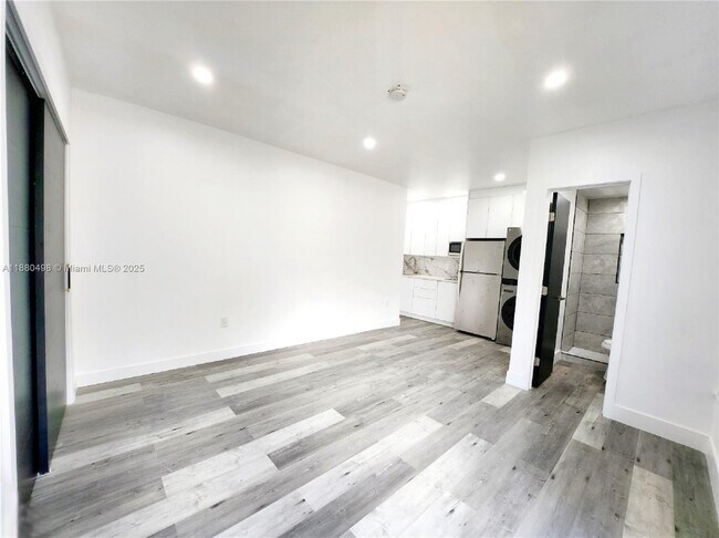 Foto del edificio - 511 SW 15th St