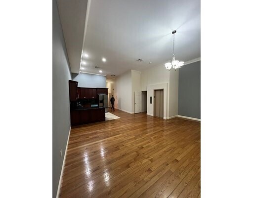 Building Photo - 50 Temple Pl