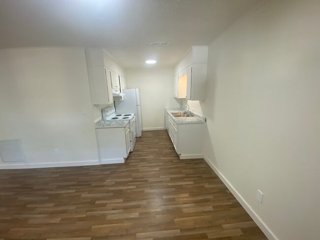 Foto del edificio - 726 N Slemons St