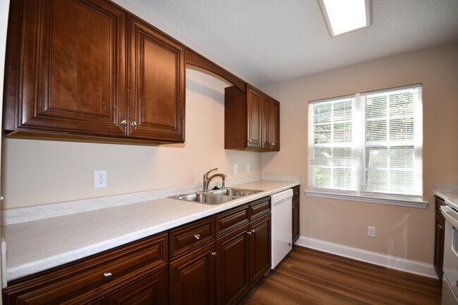Building Photo - 4164 Webb Rd