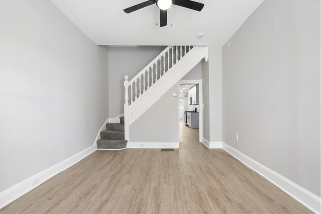 Building Photo - 3611 Chestnut Ave