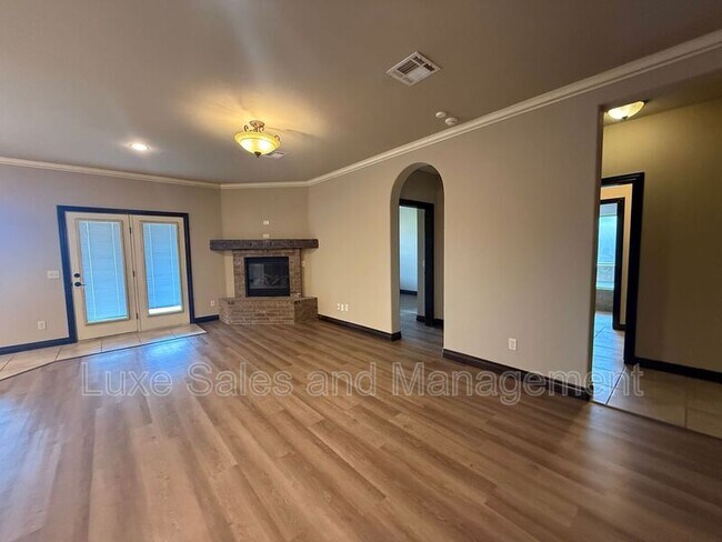 Foto del edificio - 14012 Georgian Way