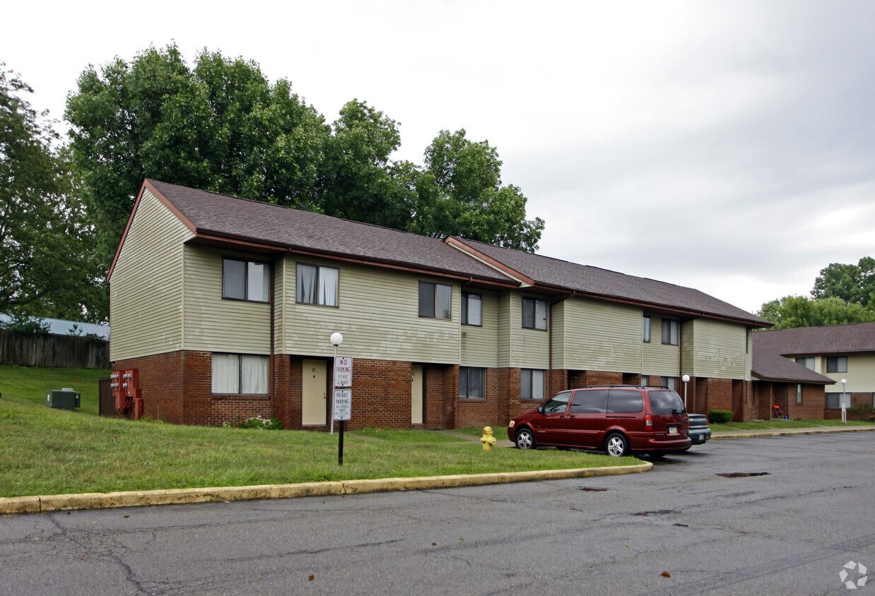 Foto del edificio - Newark Townhomes - HUD Housing