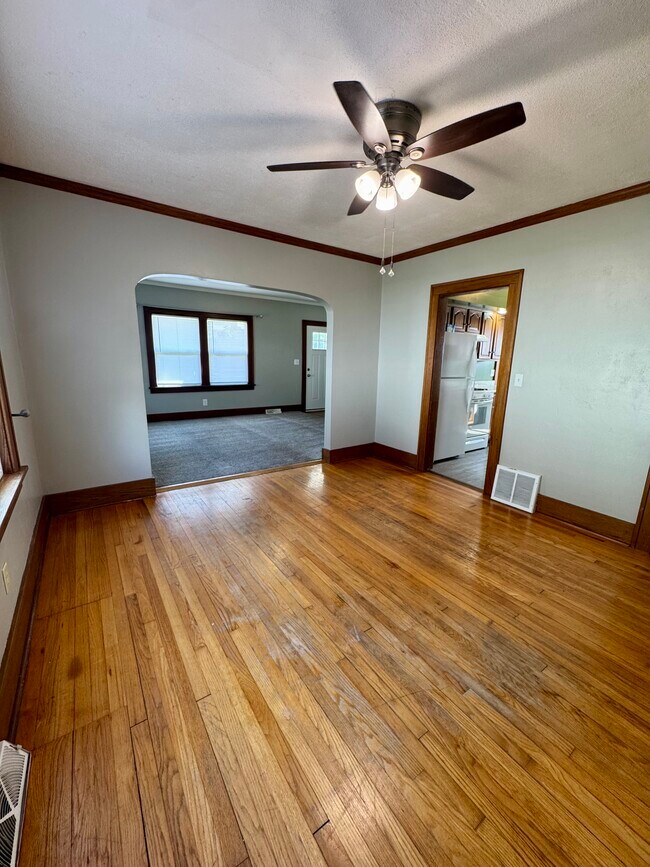 Foto del edificio - 416 E 29th Pl