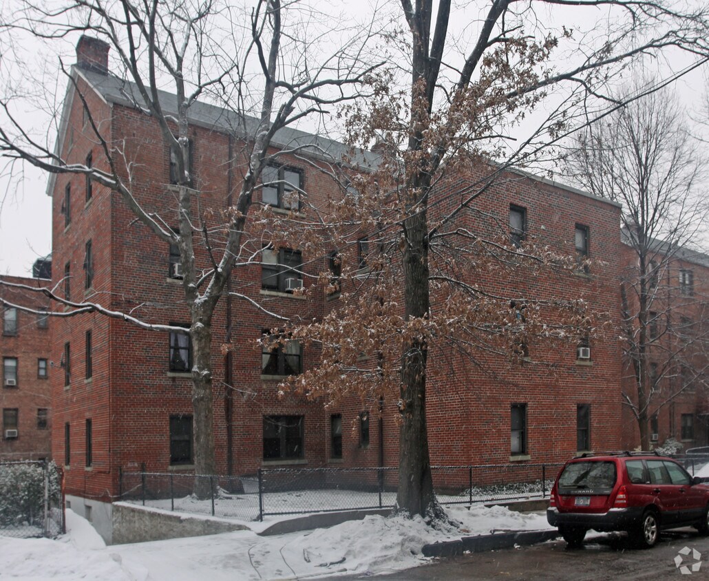Building Photo - 666-670 N Terrace Ave