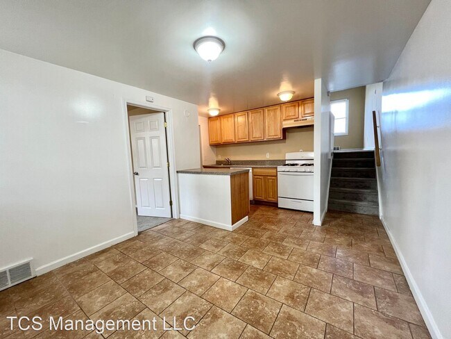 Building Photo - 3 br, 1.5 bath House - 163 Chadwick Avenue...