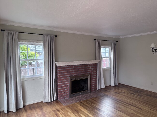 Foto del edificio - 1055 Ripple Ave