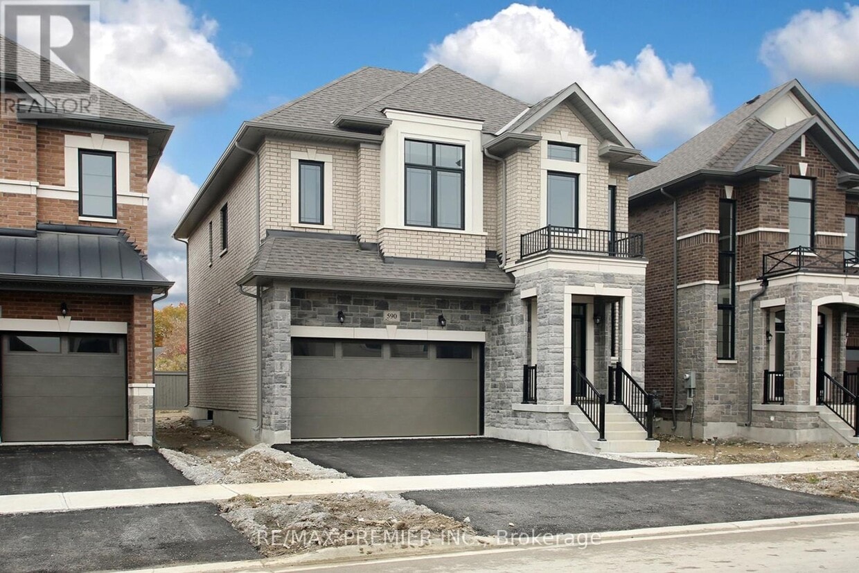 Primary Photo - 590 Kleinburg Smt Wy
