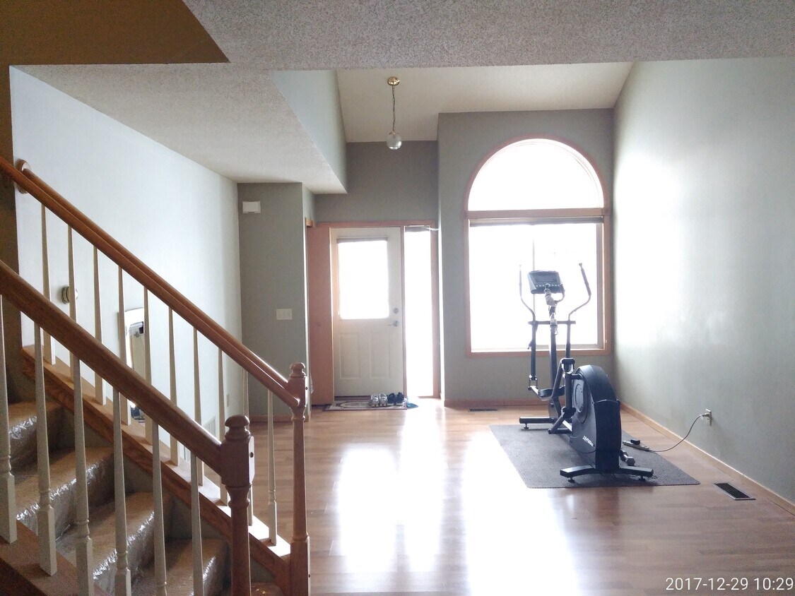 12808 43rd St NE, Saint Michael, MN 55376 Townhome Rentals in Saint