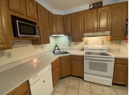 Building Photo - 9 Hilltown Pike