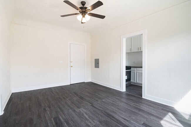 Foto del edificio - 440 E 27th St