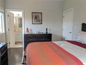 Building Photo - 4634 La Canada Blvd