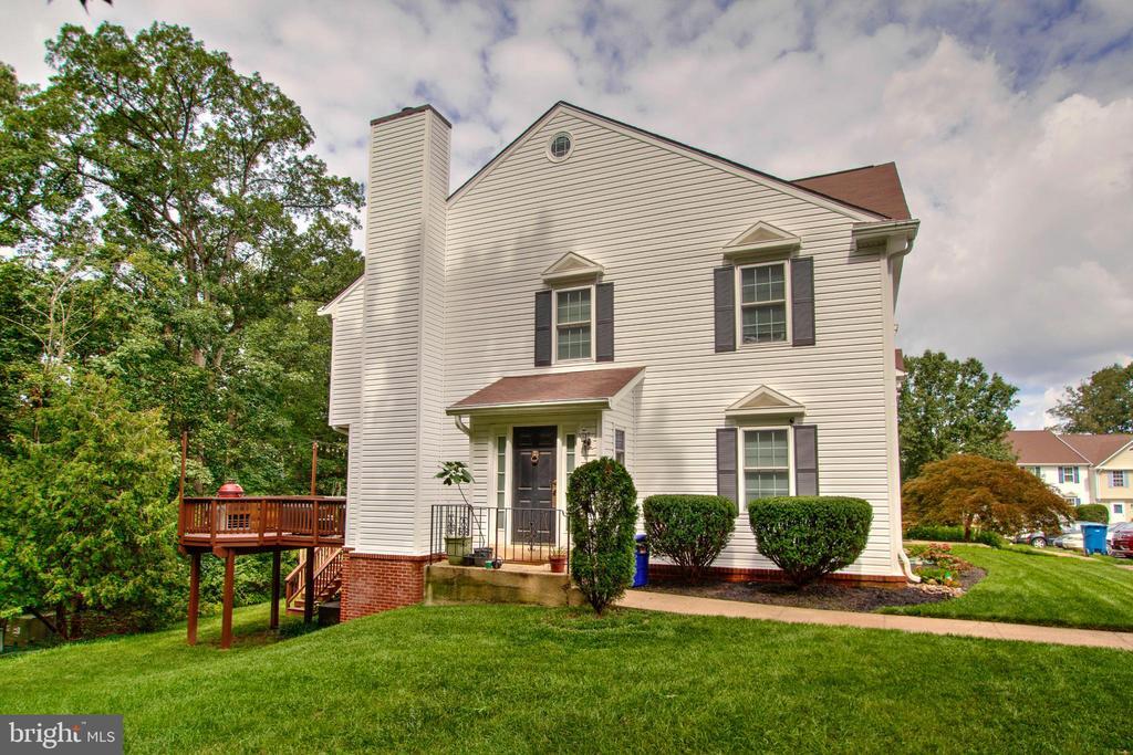 Primary Photo - 200 Sulgrave Ct