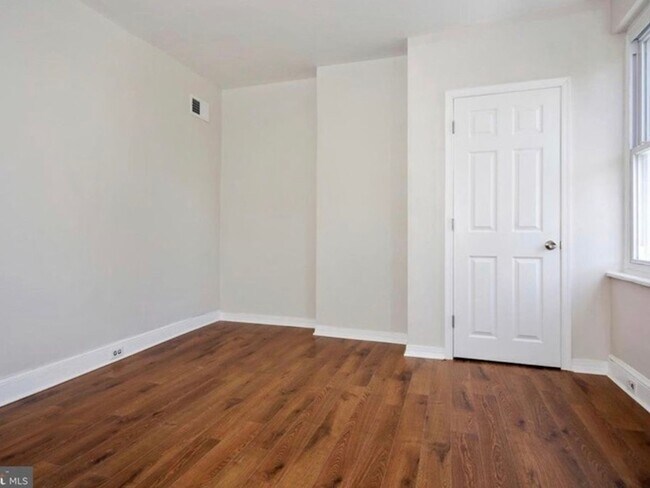 Foto del edificio - 2 Bedroom 2 Bathroom Apartment in Philadelphia