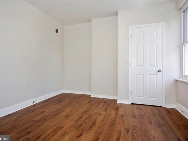 Foto del edificio - 3942 Wallace St