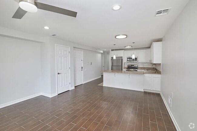 Building Photo - 10220 Rockaway Beach Blvd