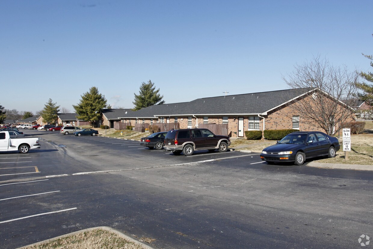 Summerfield Apartments Apartments 1702 Summerfield Dr Lebanon, TN