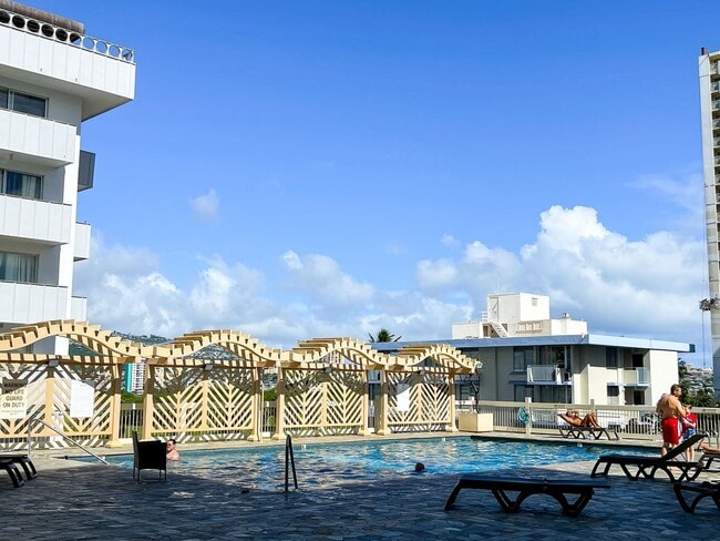 Foto del edificio - 445 Seaside Ave