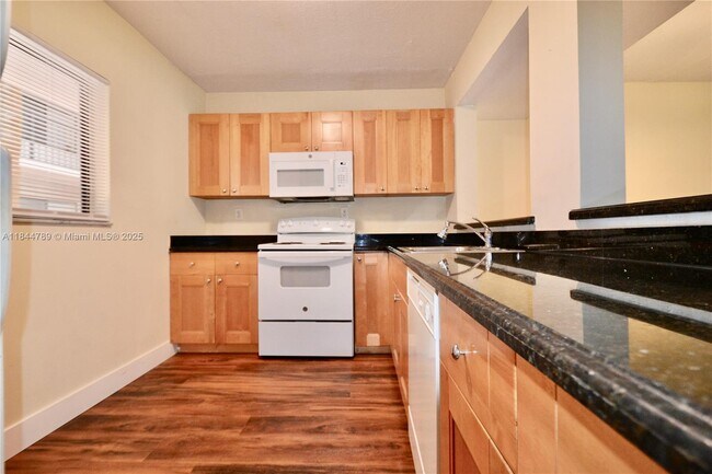 Foto del edificio - 8520 SW 133rd Avenue Rd